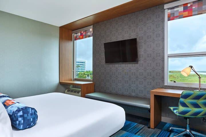 Room 8 of 59